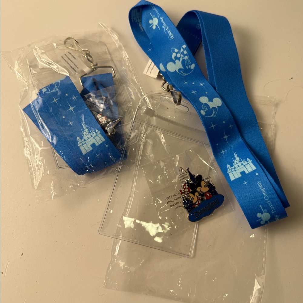 (2) NIB Disneyland Minnie & Mickey Collector Pin And Lanyard Park Ticket Holder